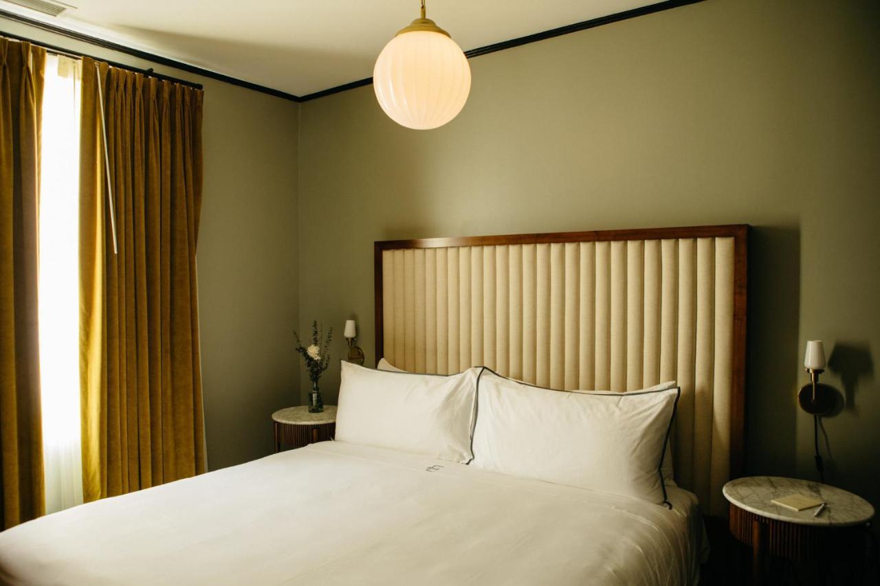 Hotel Emeline Чарльстон Экстерьер фото
