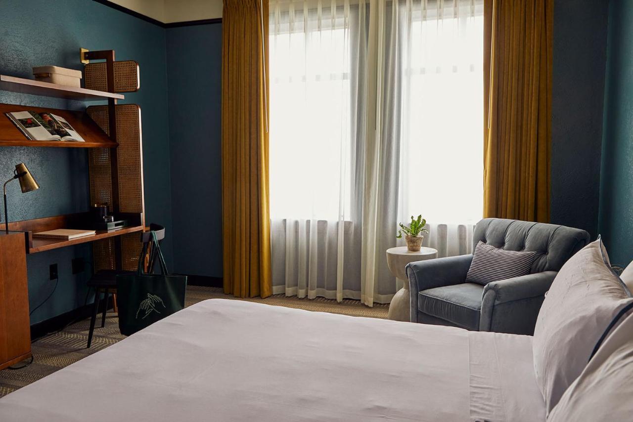Hotel Emeline Чарльстон Экстерьер фото