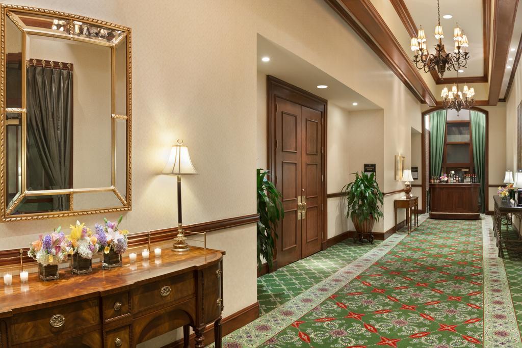 Hotel Emeline Чарльстон Экстерьер фото